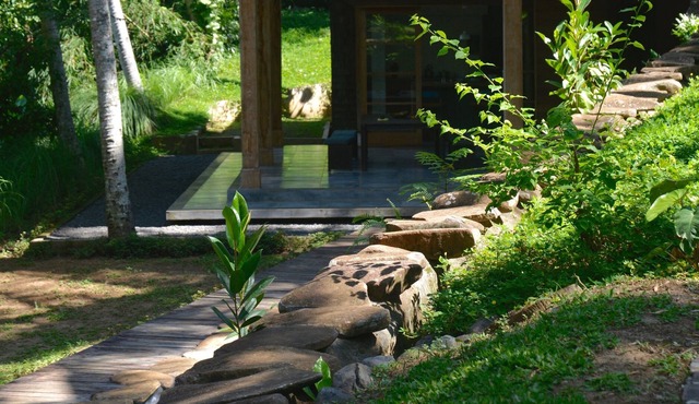 5☆ unique, peaceful, architecturally beautiful family house in Mas, Ubud. Bali
