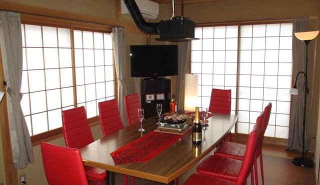 A 10-minute walk from Fuji Q Highland Station, the entire building can be reserved! - Tsukitei 1 / Fujiyoshida City Yamanashi Prefecture