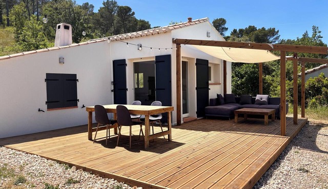 A Provençal retreat nestled among the vineyards