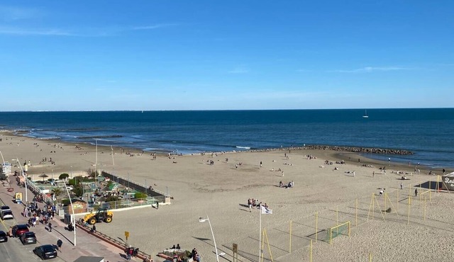 Apt 120m² With Balcony Near The Beach