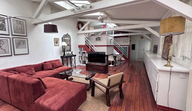 Atypical Loft in the Heart of the Marais