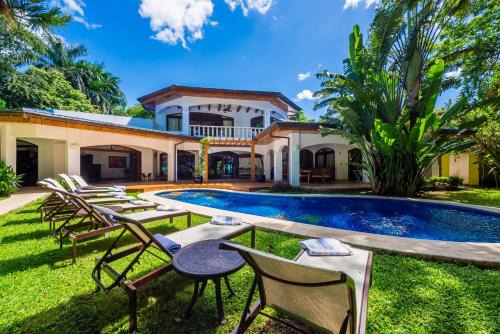 Blue Jewel Oceanfront Private Villa