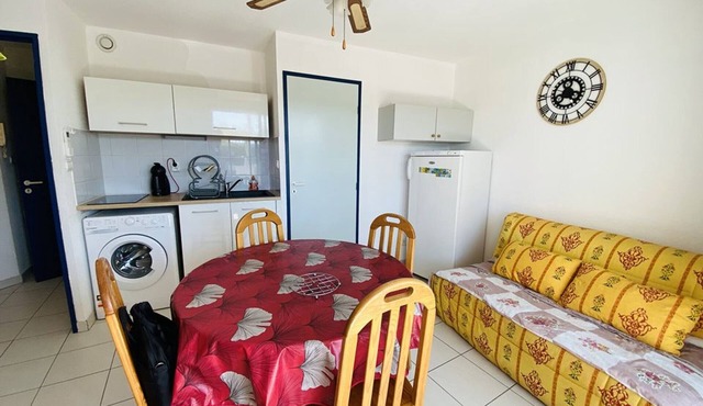 Bright T3 near beach, air conditioning