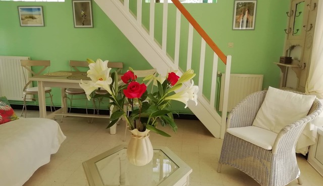 CALINE 3 * HOUSE IN PRIVATE RESIDENCE WITH PARKING 50 M FROM THE SEA