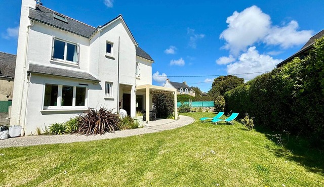 Carnac: 4-room house, garden, near beach, parking
