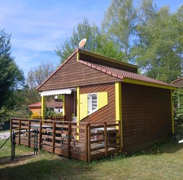 Chalet au calme climatisé et clôturé