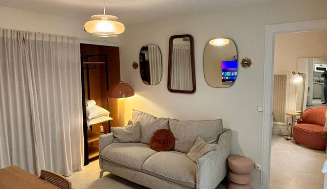 Cosy apartment heart of Germain de pres Odeon in spanish