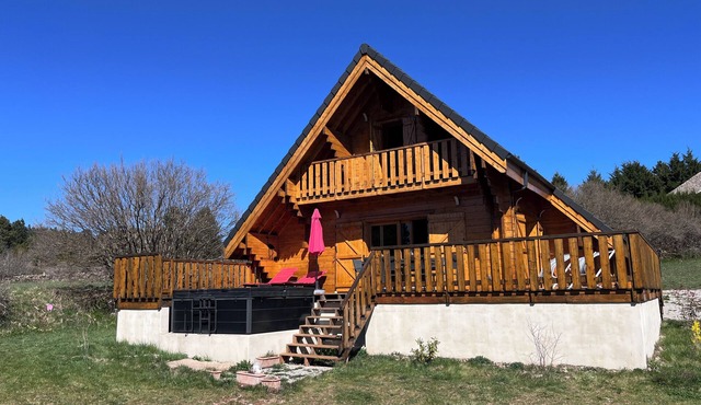 Cosy chalet with all comforts, calm and nature