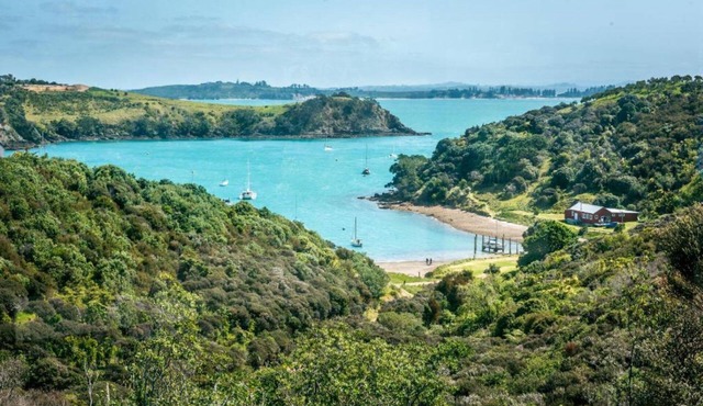 Delamore Cove - Kowhai Studio - Near Oneroa