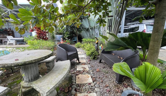 Full Furnished apartment next to Juan Santamaria airport, San Jose, parking lot