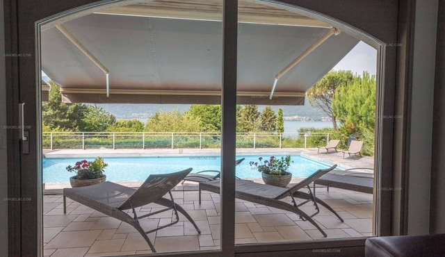 Lake Annecy Veyrier du lac Villa Marianne 8 people lakeside swimming pool