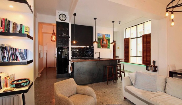 Location, Location, Loctation, AK CBD Harbour edge