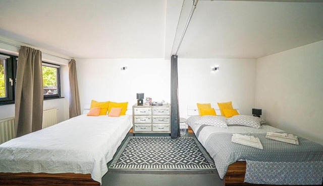 Loft Convivial- Wi-Fi - Cour & Piscine