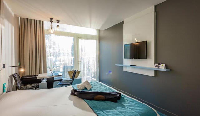 Logis Hôtel Les Pins - Opéralia