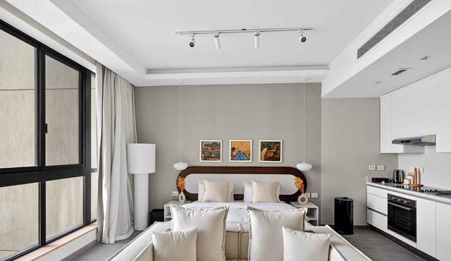 Luxury Studio At Aeon Towers - Serviced Apartment
