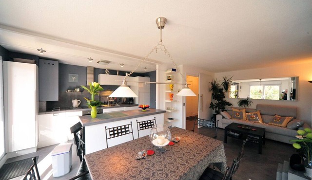 Magic Moments Appart, at the heart of Annecy, 2 bedrooms, 4 pers, 4 star ranked