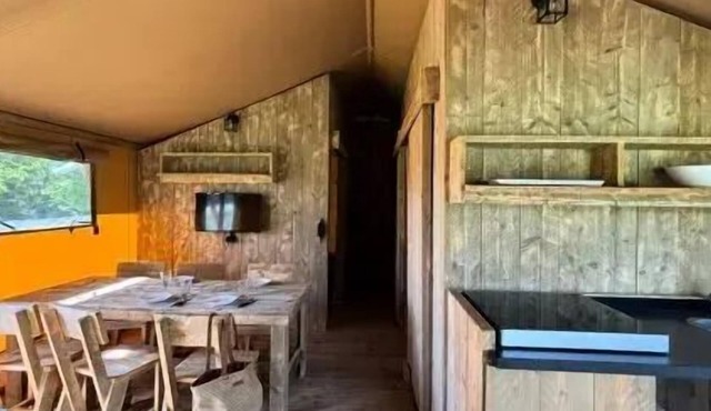 Naturist Camping Tikayan Petit Arlane * - LODGE KENYA 5 people