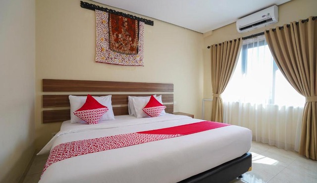 OYO 1992 China Town Hotel Bali