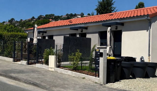 Résidence Les 3 Volcans 3 logements privés Jardin & Parking