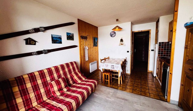 Studio cabin in Les Saisies, south facing, pets allowed