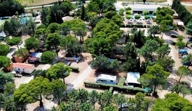 ZEcamping 3 étoiles animé toboggans locatif TV LV BBQ 34m2 6 pers