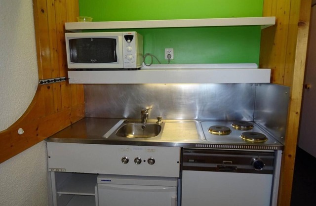 100m from ski slopes, 8th floor, view mountain, balcony, tv, 30m², Les Arcs