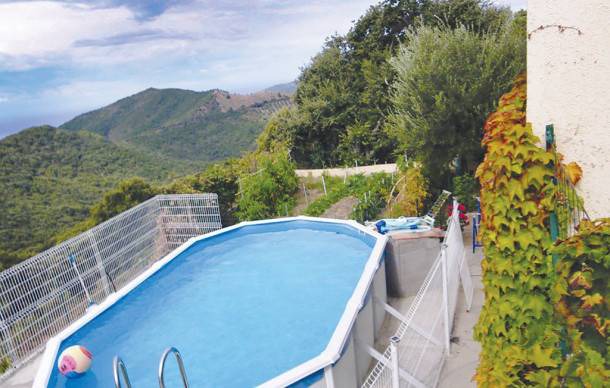 2 bedroom accommodation in Coggia
