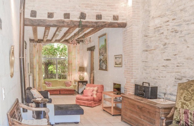 Accommodation St Jean Des Mauvrets 