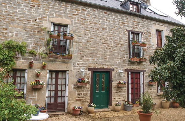Accommodation Plouër Sur Rance 