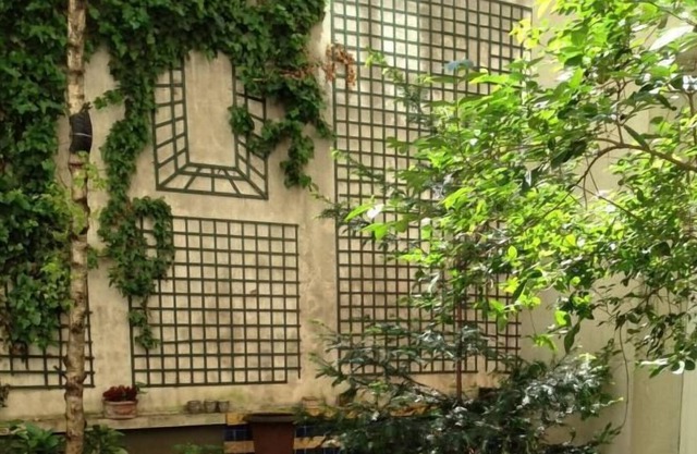 Apartment in PARIS CENTER.CHARMING FLAT WITH GARDEN AREA HEART OF NOTRE DAME PARIS SAINT-GERMAIN-PANTHEONResidential flat