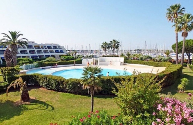 APARTMENT RENTAL. SEA