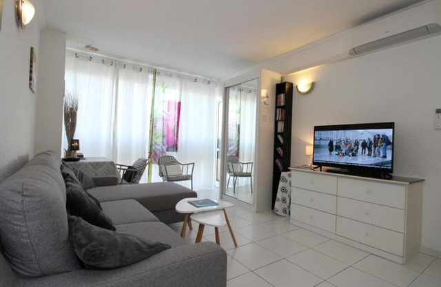 Appartement Balaruc-les-Bains, 3 pièces, 5 personnes - FR-1-553-7