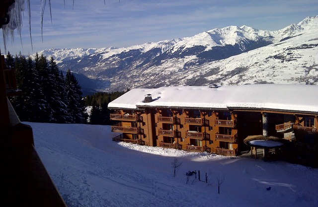 Arcs 1800, In RESIDENCE DE STANDING T3 6p. swimming pool, ski-in / ski-out dep / stop