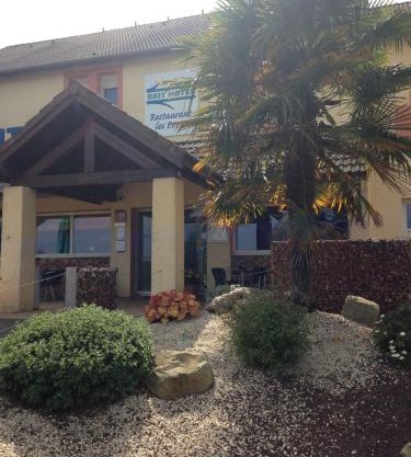 Brit Hotel Les Evens 