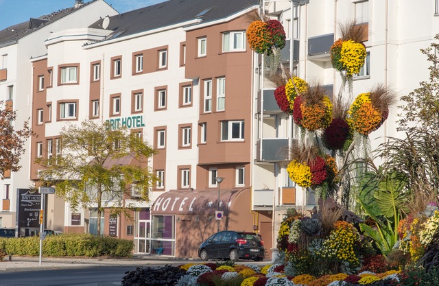 Brit Hotel Tours Sud – le Cheops