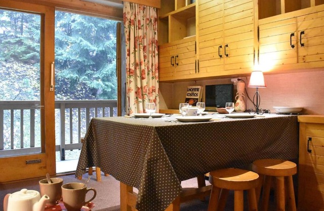 Charmant Studio au Pied des Pistes à Méribel, Navette et Terrasse - FR-1-180-39