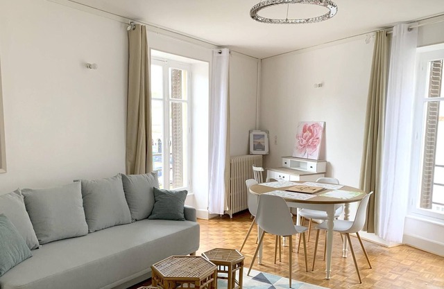 Homerez - Amazing appartement for 3 ppl. at Néris-les-Bains