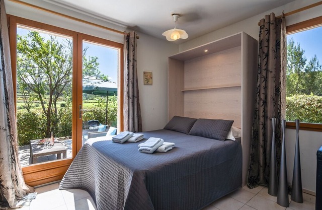 Majestic Villa in Montbrun with Private Heated Pool