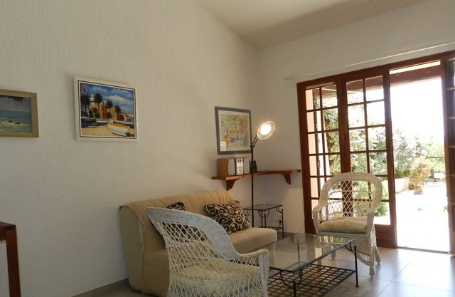 PROMO -20% May June July Air-conditioned Mazet Rental Bormes Les Mimosas