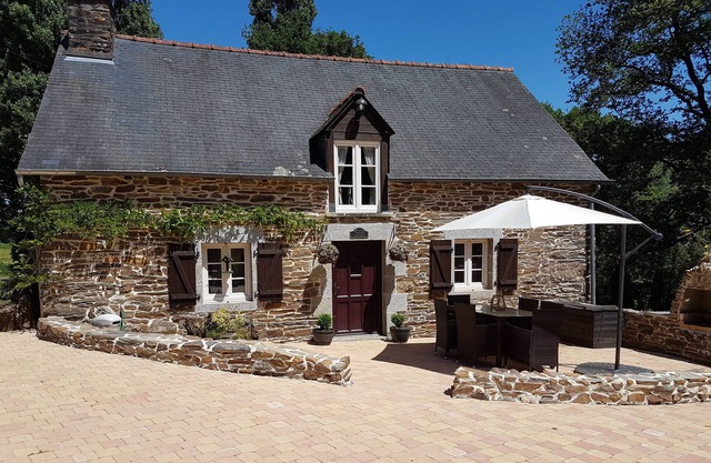 Rural Brittany Holiday Gites - 2 gites