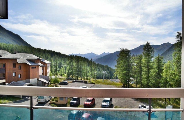 Ski-in/ski-out & foot of the slopes, 4th floor, balcony, tv, ski locker, 28m², Montgenèvre