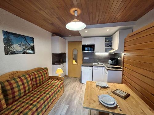 Studio cosy avec balcon, proche des pistes et commerces - Méribel - FR-1-180-567