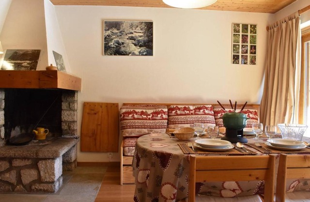 Studio cosy pour 4 à 100m des pistes, Méribel – Proche commerces et restaurants - FR-1-180-71