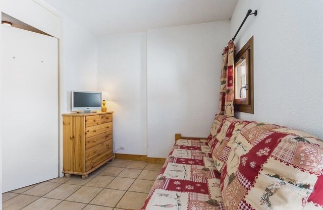 Val Thorens Roche Blanche 18 m2 for 2 persons