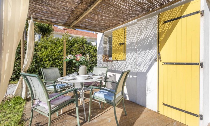 Tamaris House | 100 m² House ∙ 2 bedrooms ∙ 4 guests