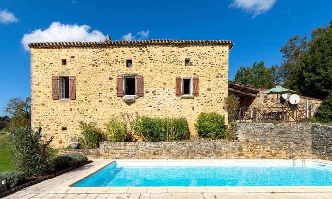 Montcabrier House | 120 m² House ∙ 2 bedrooms ∙ 4 guests
