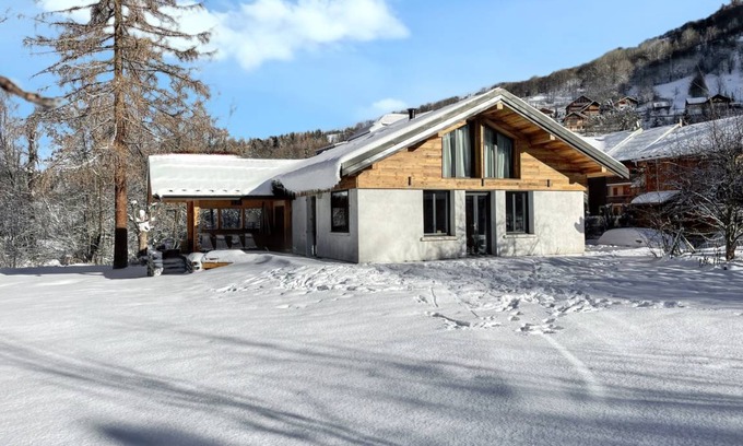 Valloire Ski Chalet | 120 m² Chalet ∙ 4 bedrooms ∙ 10 guests