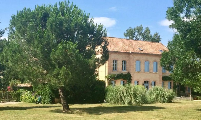 Beaumont-de-Lomagne House | 140 m² House ∙ 3 bedrooms ∙ 5 guests