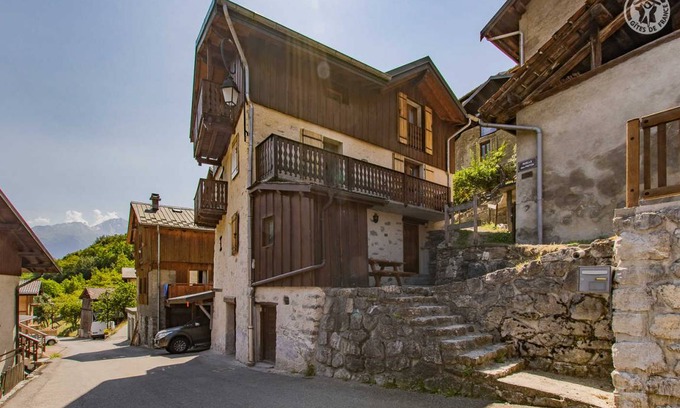 La Perriere House | 146 m² Gîte ∙ 3 bedrooms ∙ 8 guests