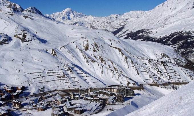 Le Lavachet Apartment | 150m from ski lifts, 6th floor, balcony, tv, ski locker, 24m², Tignes